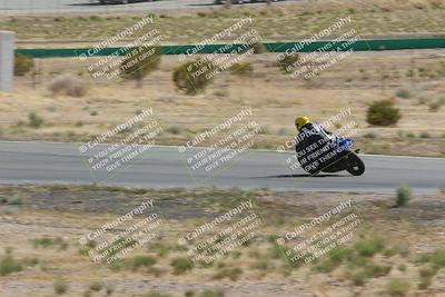 media/Apr-20-2025-AHRMA (Sun) [[393a79c373]]/Race/Group 12/Turn 4b/